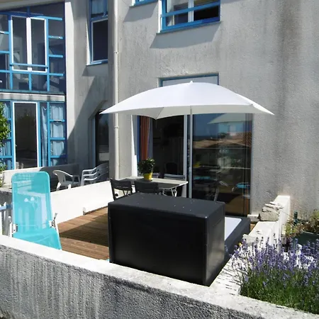 Rez-de-jardin 4 Pers Proche Et Port - Fr-1-823-32 *